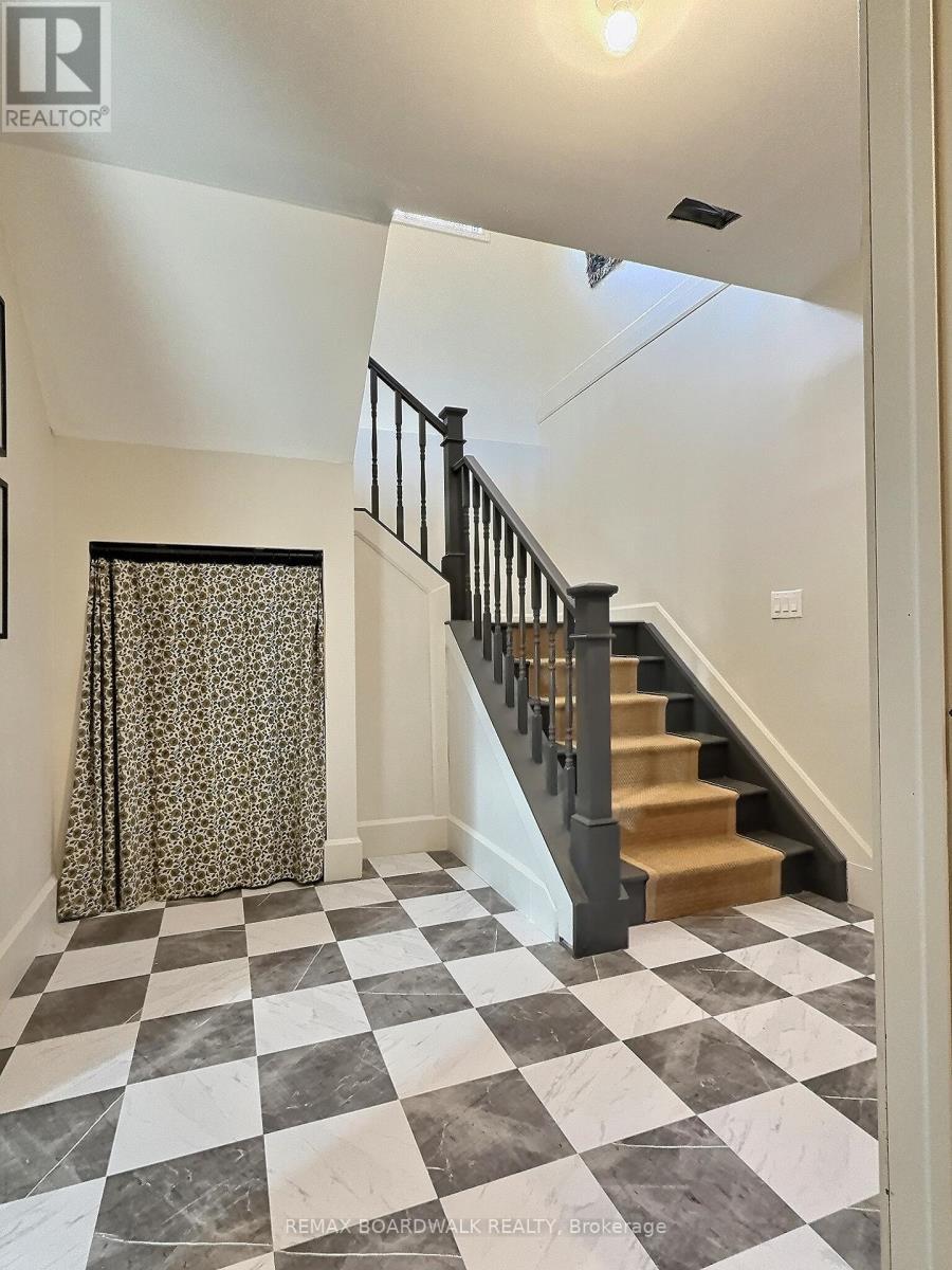 1606 Pittston Road, Edwardsburgh/Cardinal, ON - Indoor Photo Showing Other Room