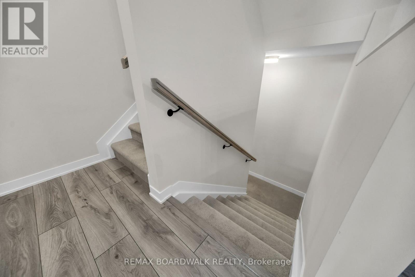 189 Beebalm Crescent, Ottawa, ON - Indoor Photo Showing Other Room