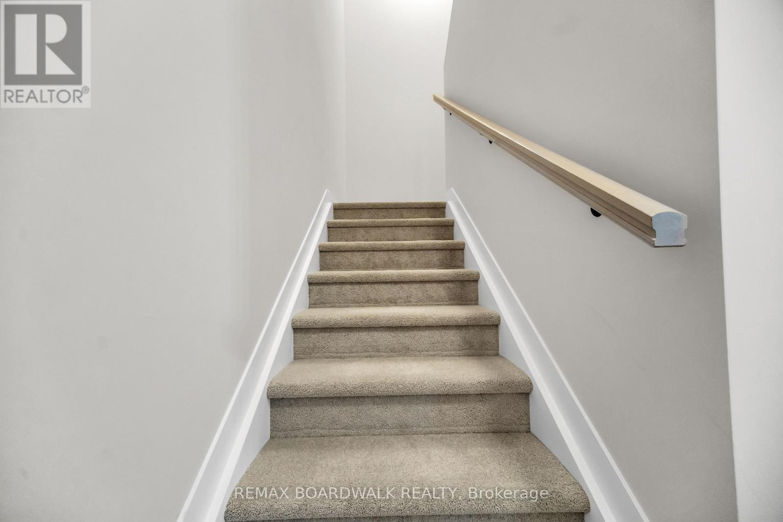 189 Beebalm Crescent, Ottawa, ON - Indoor Photo Showing Other Room