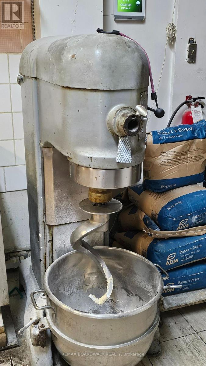 1012 Merivale Road, Ottawa, ON