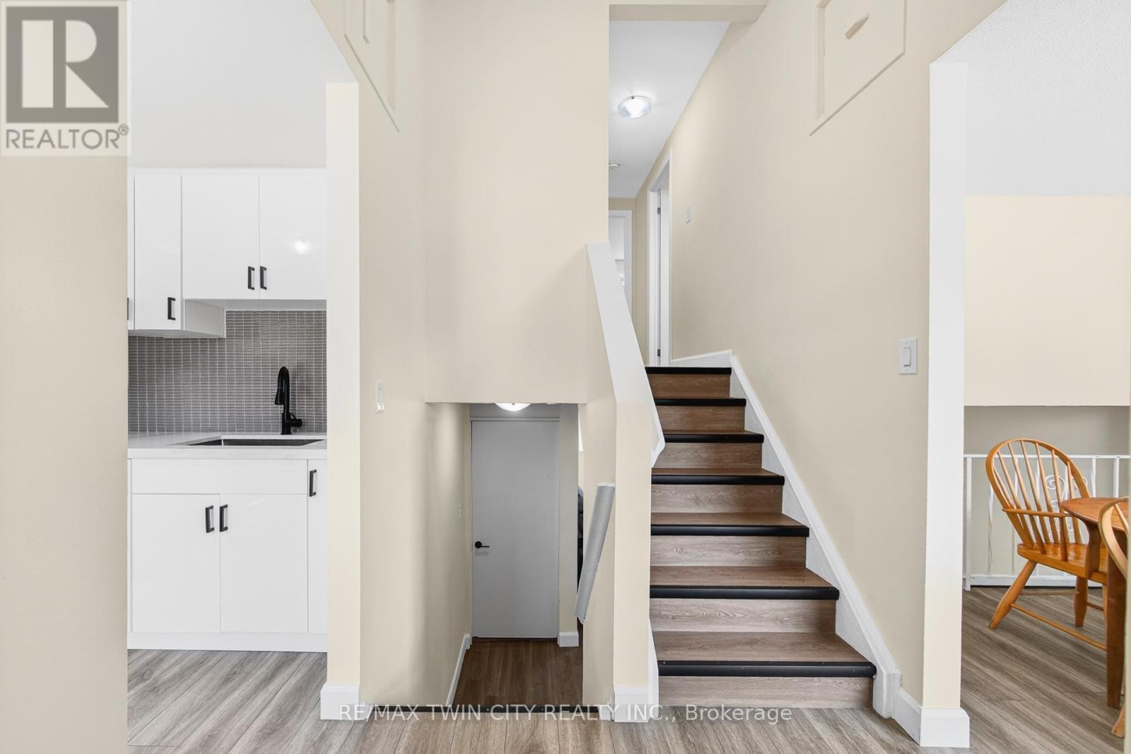 720 Parkview Crescent, Cambridge, ON - Indoor Photo Showing Other Room