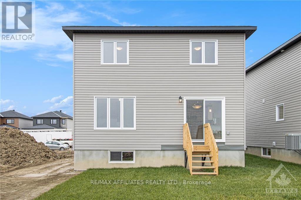 1219 Montblanc Crescent, Russell, ON - Outdoor