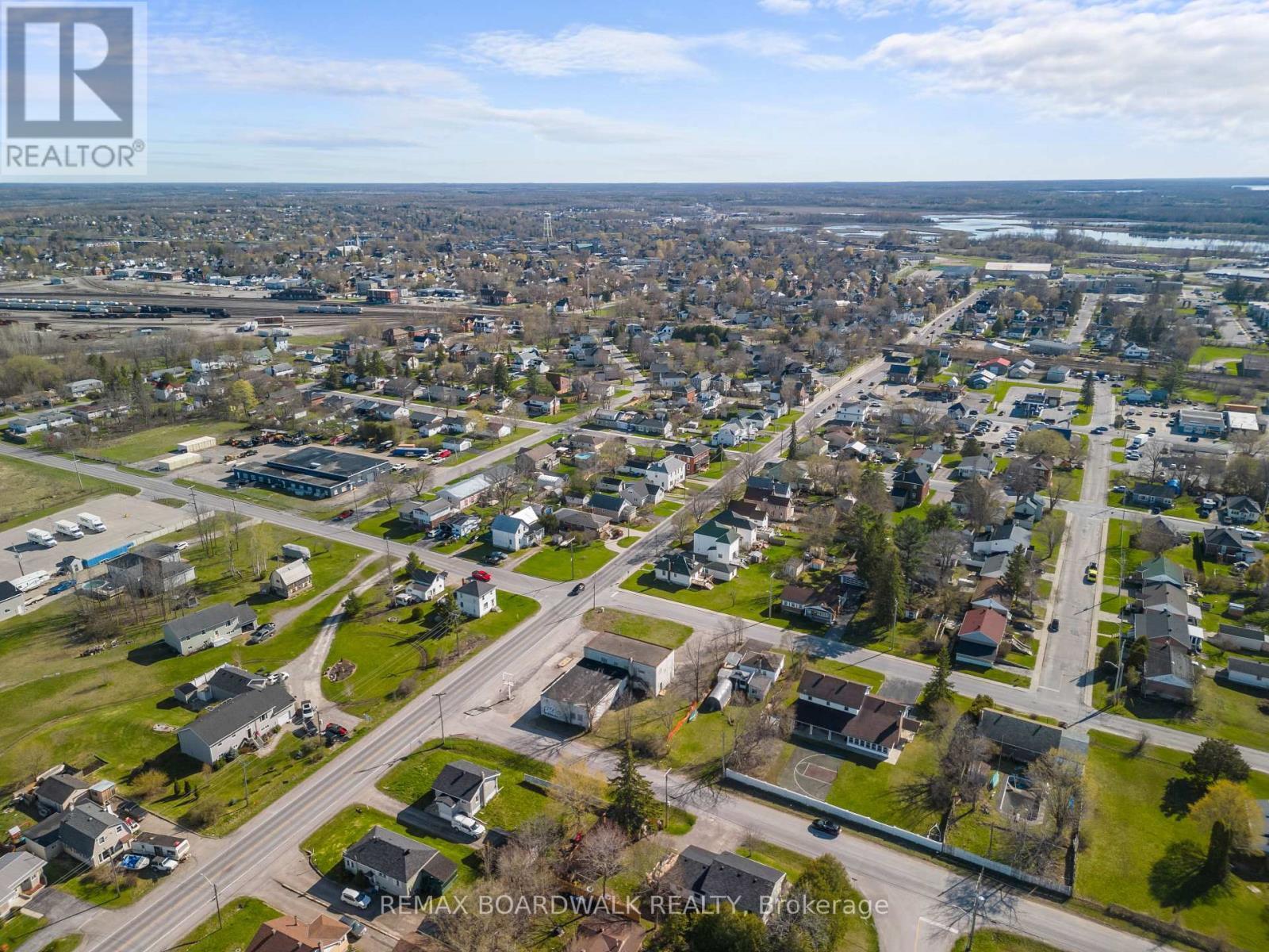 7526 Roger Stevens Drive S, Smiths Falls, ON