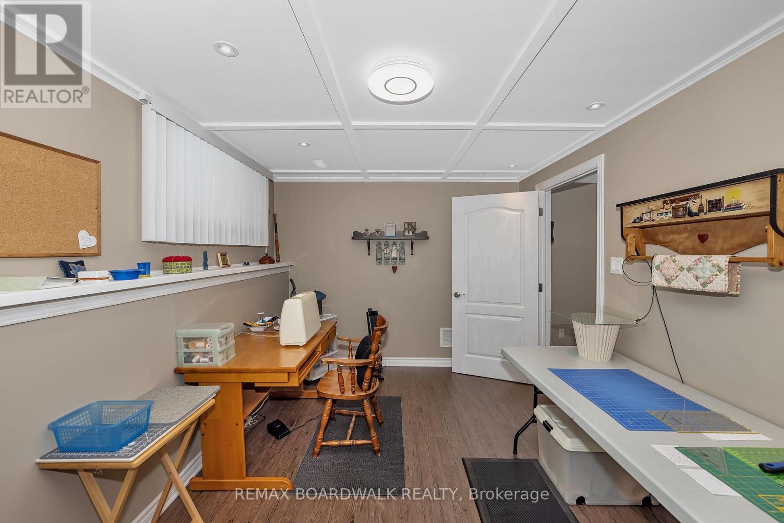 11 Grove Street, South Dundas, ON - Indoor Photo Showing Other Room