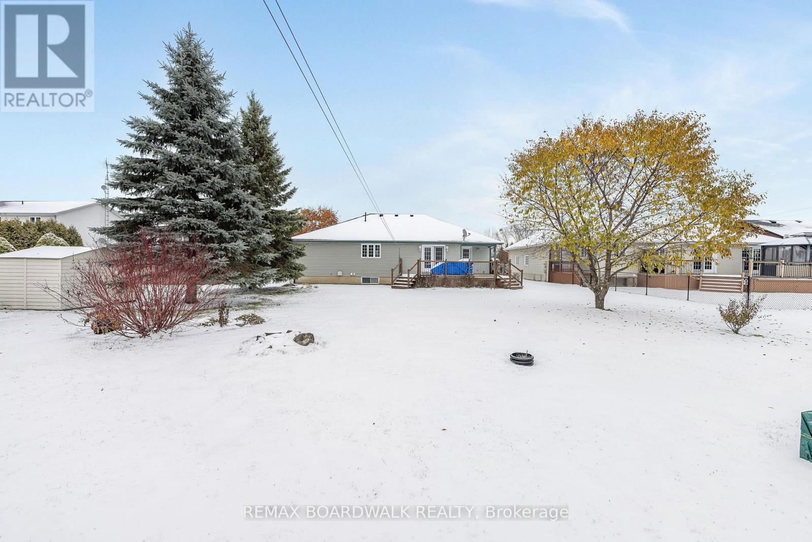 11 Grove Street, South Dundas, ON - Outdoor