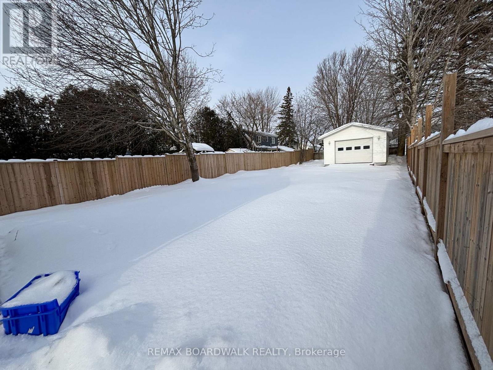 416 Dibble Street E, Prescott, ON - Outdoor