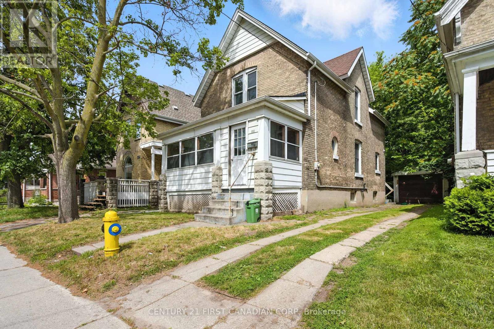 111 Wharncliffe Road N, London North (North N), ON - Outdoor With Facade