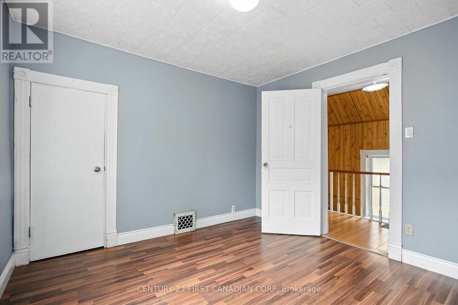 111 Wharncliffe Road N, London North (North N), ON - Indoor Photo Showing Other Room