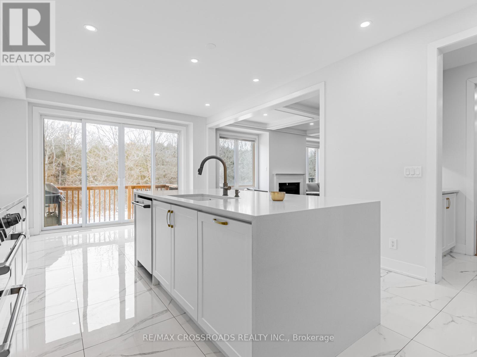 171 Busato Drive, Whitchurch-Stouffville, ON - Indoor Photo Showing Kitchen