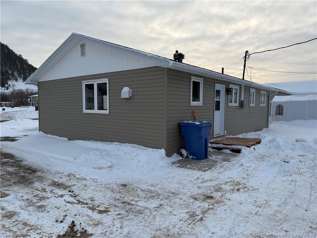65 Sister Green, Campbellton, NB