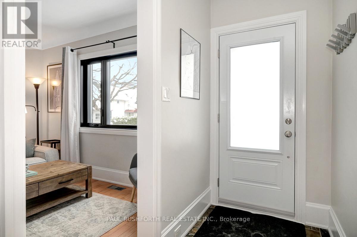Entry - 375 Winston Avenue, Ottawa, ON - Indoor Photo Showing Other Room