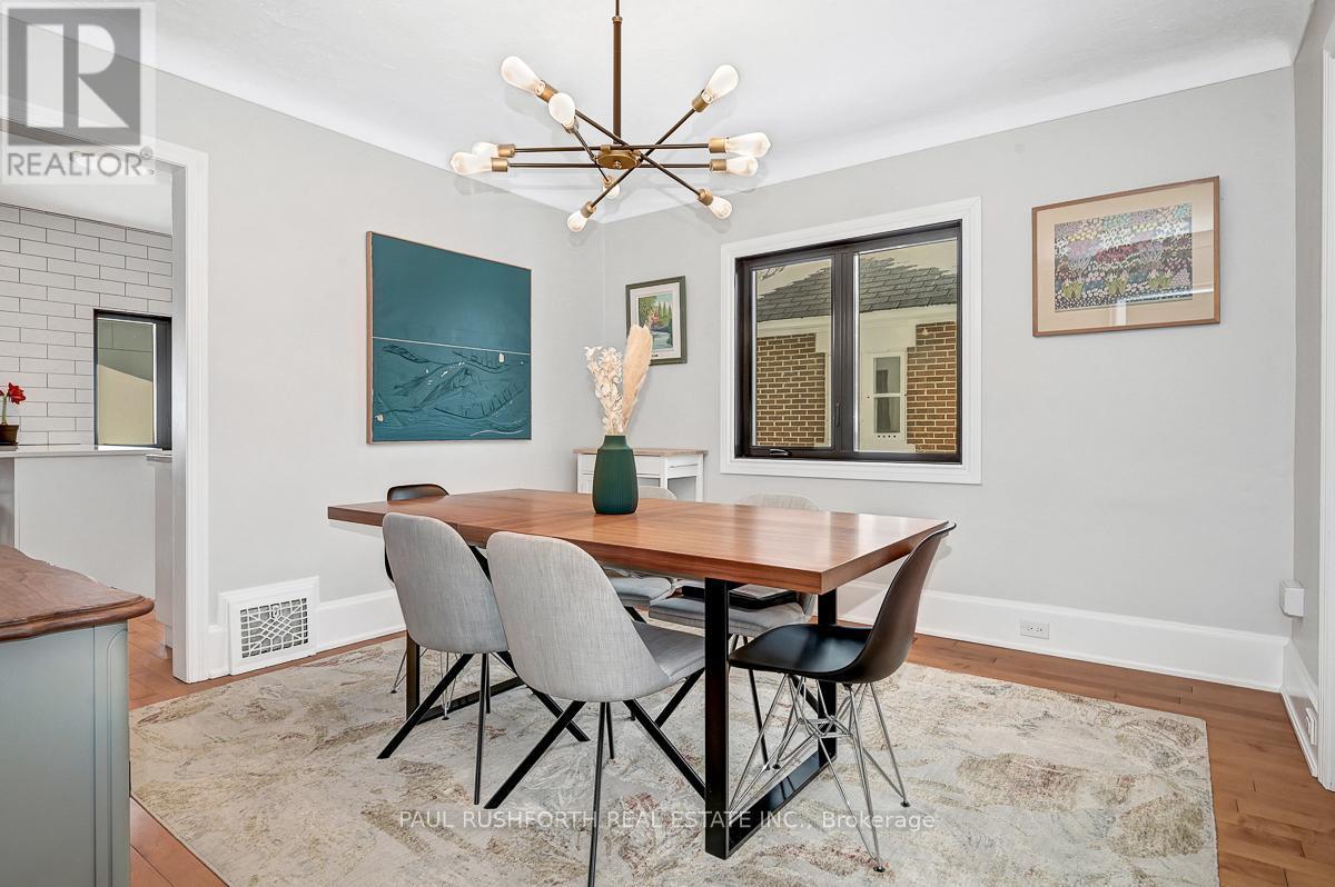 Dining Room - 375 Winston Avenue, Ottawa, ON - Indoor Photo Showing Dining Room