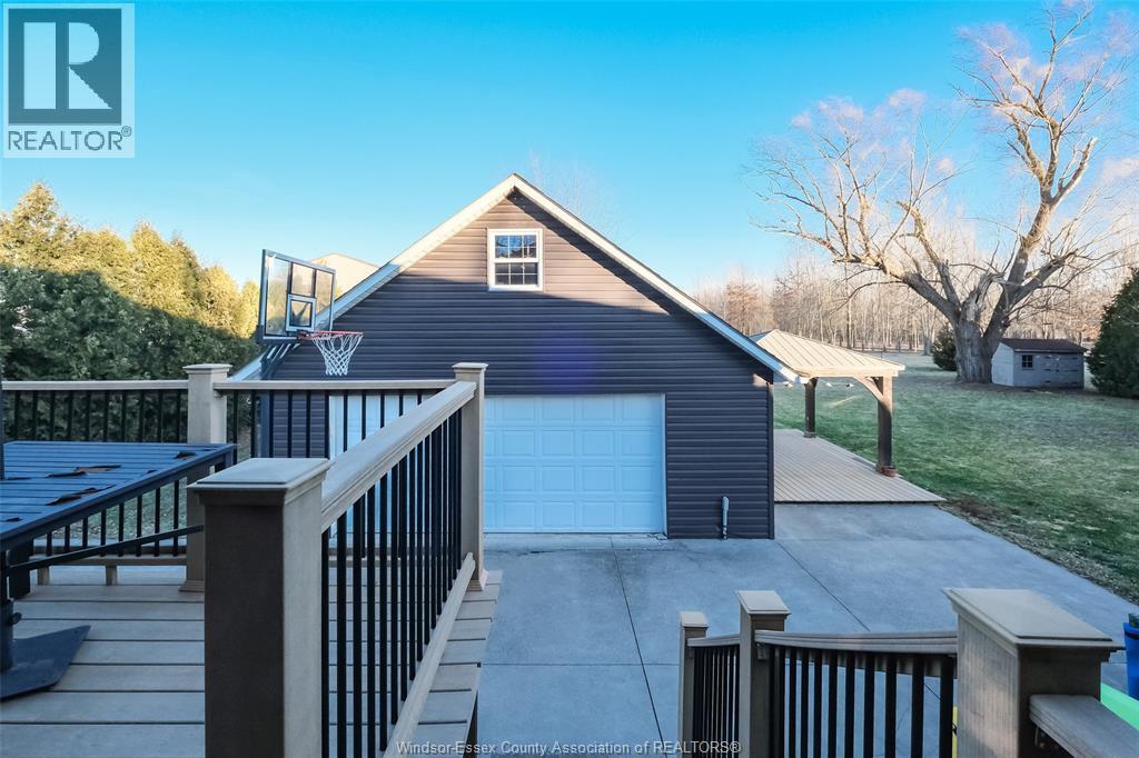 8470 Malden, Lasalle, ON - Outdoor With Deck Patio Veranda