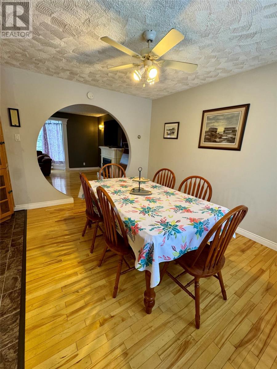 8 Gillingham Avenue, Norris Arm, NL - Indoor Photo Showing Dining Room