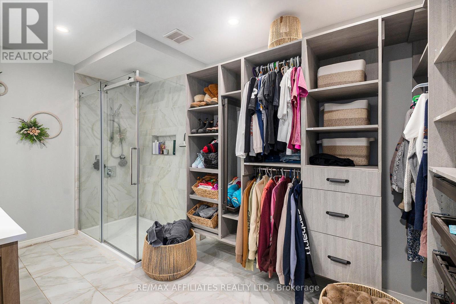 170 Principale Road, The Nation, ON - Indoor With Storage