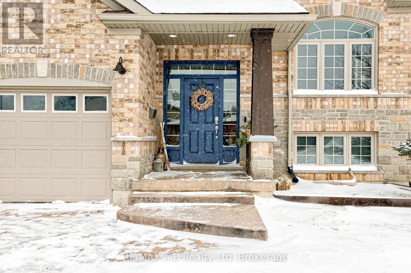 83 Sylvia Street, West Perth (Mitchell), ON - Outdoor