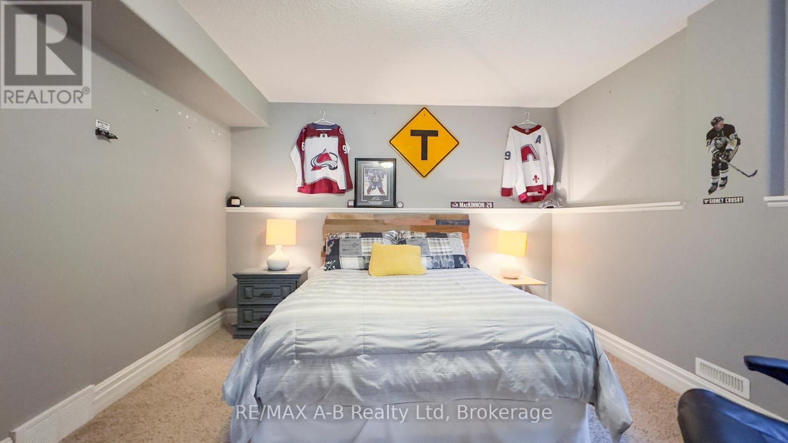 83 Sylvia Street, West Perth (Mitchell), ON - Indoor Photo Showing Bedroom