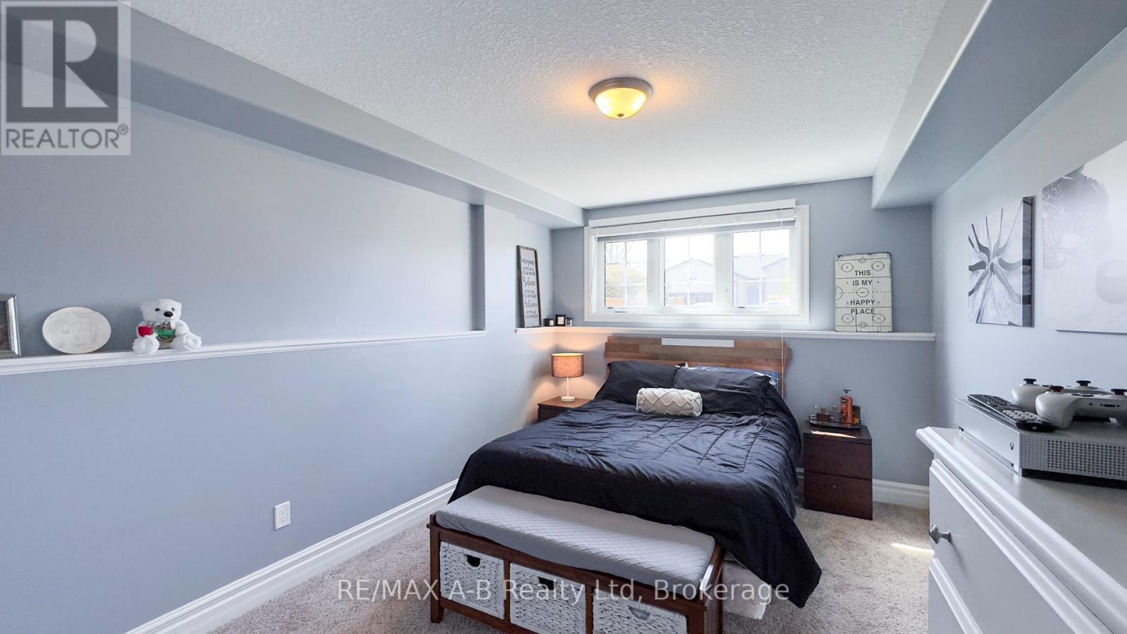 83 Sylvia Street, West Perth (Mitchell), ON - Indoor Photo Showing Bedroom
