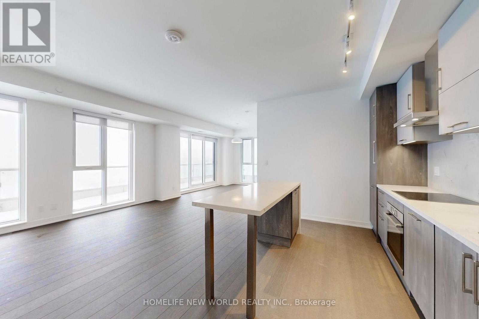 1605 - 8119 Birchmount Road, Markham, ON - Indoor Photo Showing Kitchen