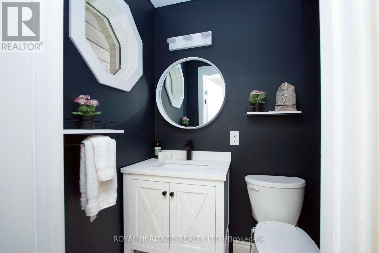 31 Ambleside Drive, Scugog, ON - Indoor Photo Showing Bathroom