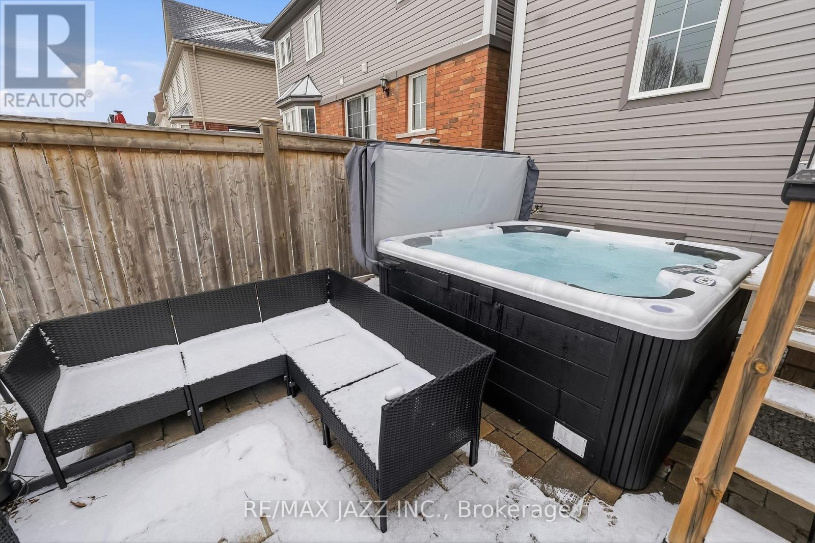 2415 Winlord Place, Oshawa (Windfields), ON - Outdoor With Exterior