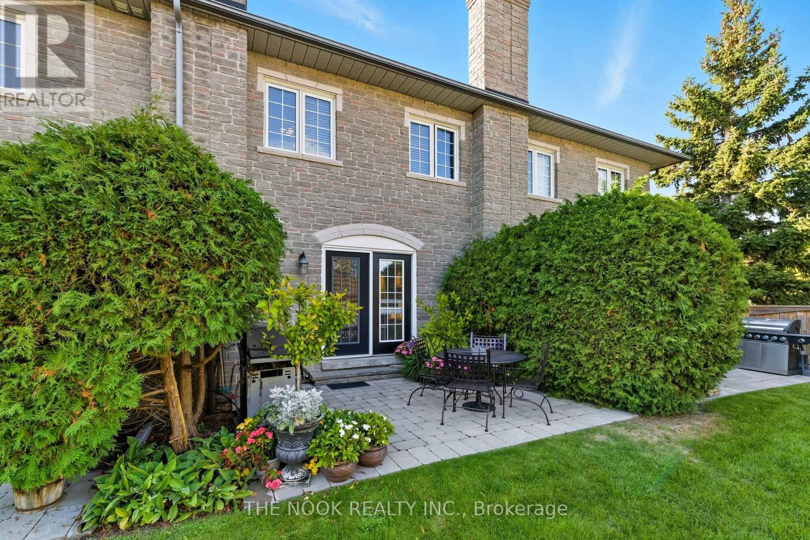102 - 1995 Royal Road, Pickering (Village East), ON - Outdoor