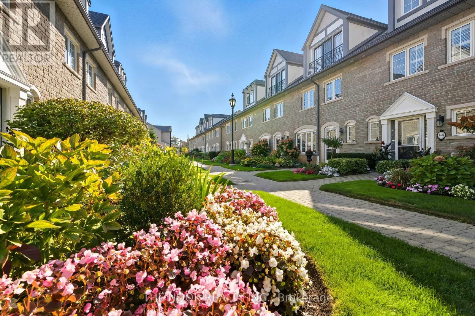 102 - 1995 Royal Road, Pickering (Village East), ON - Outdoor