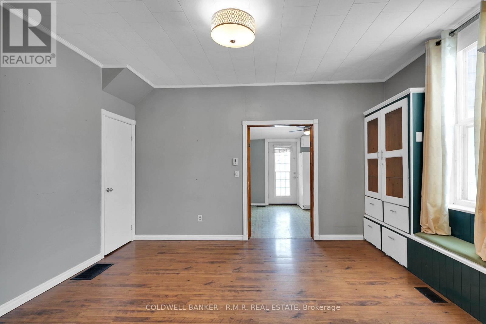 98 St Paul Street, Kawartha Lakes (Lindsay), ON - Indoor Photo Showing Other Room