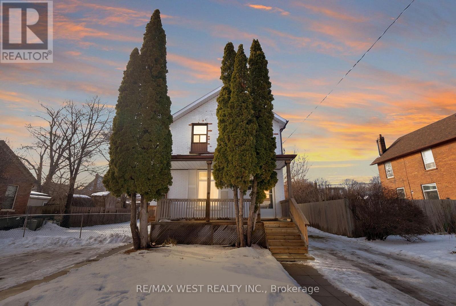 164 Albert Street, Oshawa, ON - Outdoor