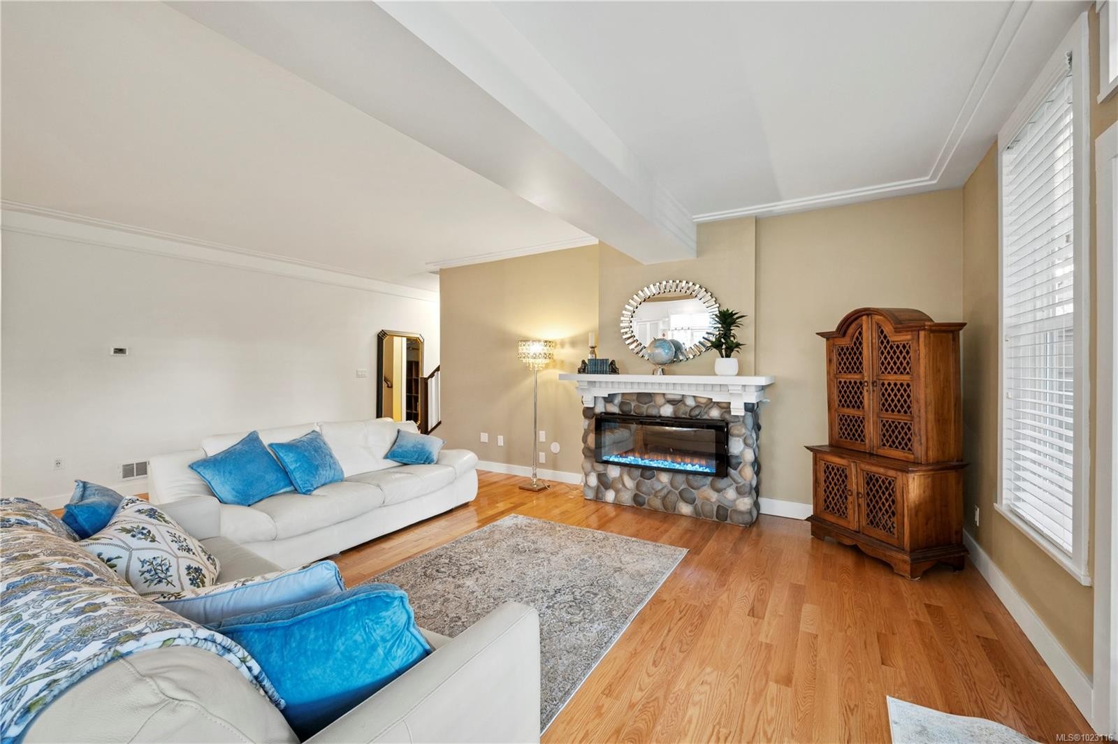 4937 Eagle View Lane, Saanich, BC