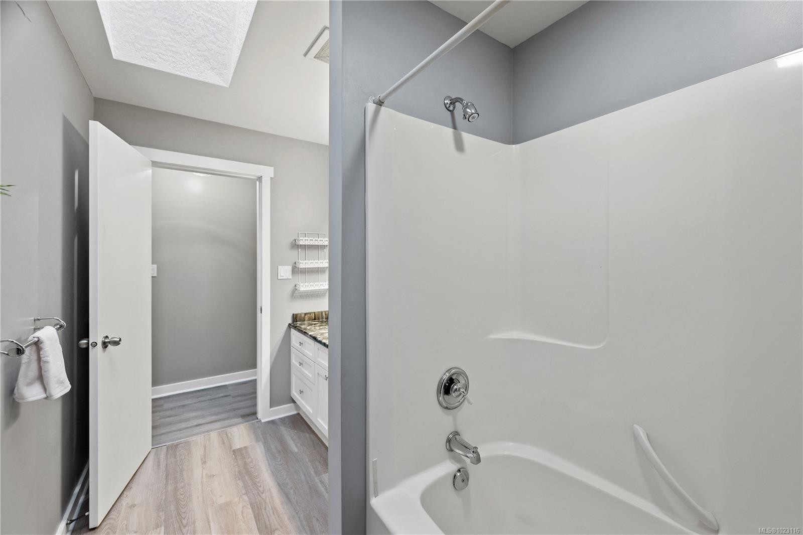 4937 Eagle View Lane, Saanich, BC