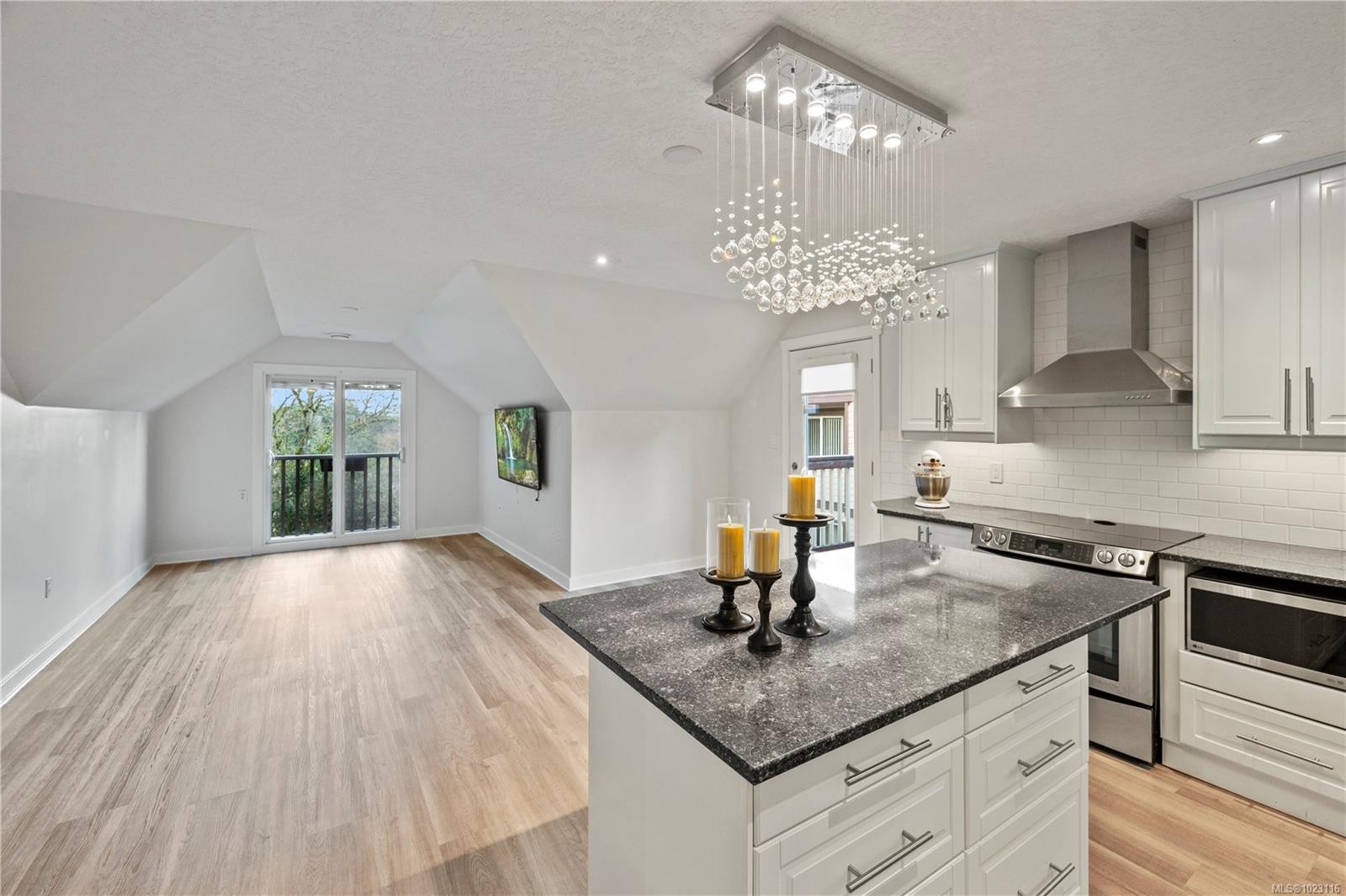 4937 Eagle View Lane, Saanich, BC