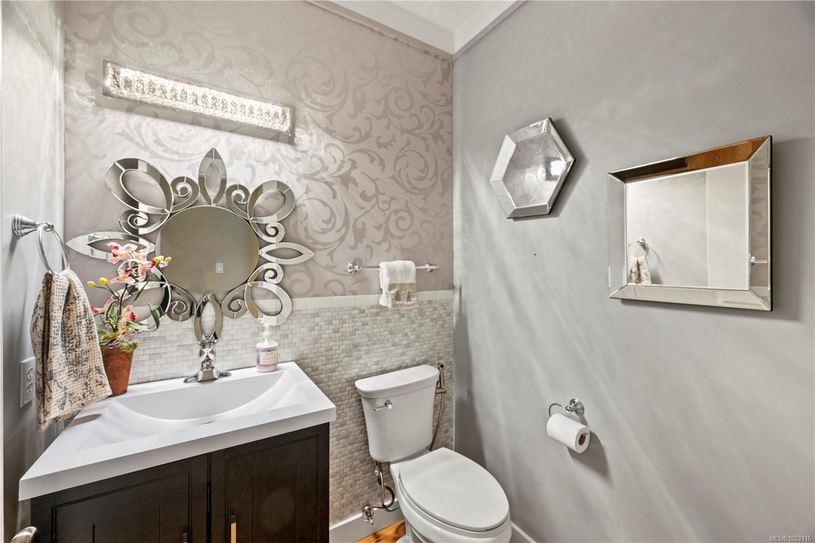 4937 Eagle View Lane, Saanich, BC