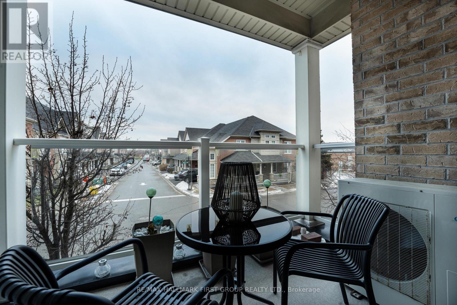 70 Lovegrove Lane, Ajax, ON - Outdoor