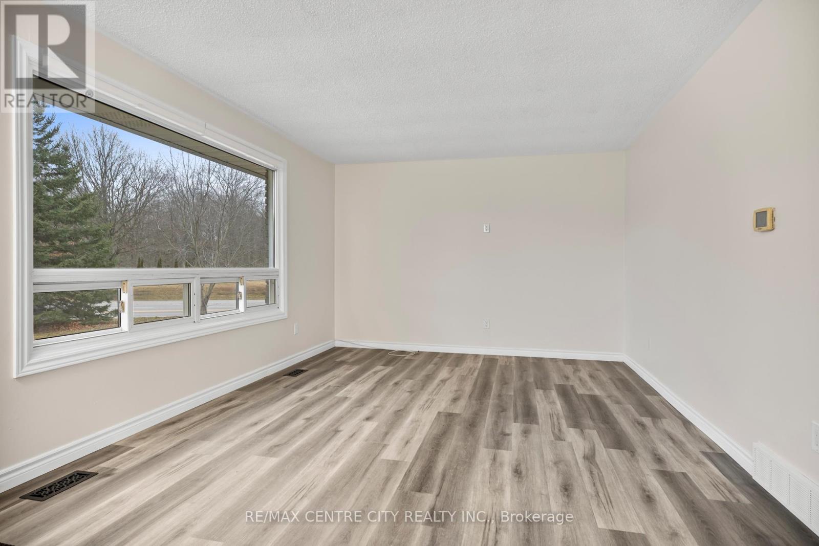 42606 Johnathon Street, Central Elgin (Union), ON - Indoor Photo Showing Other Room