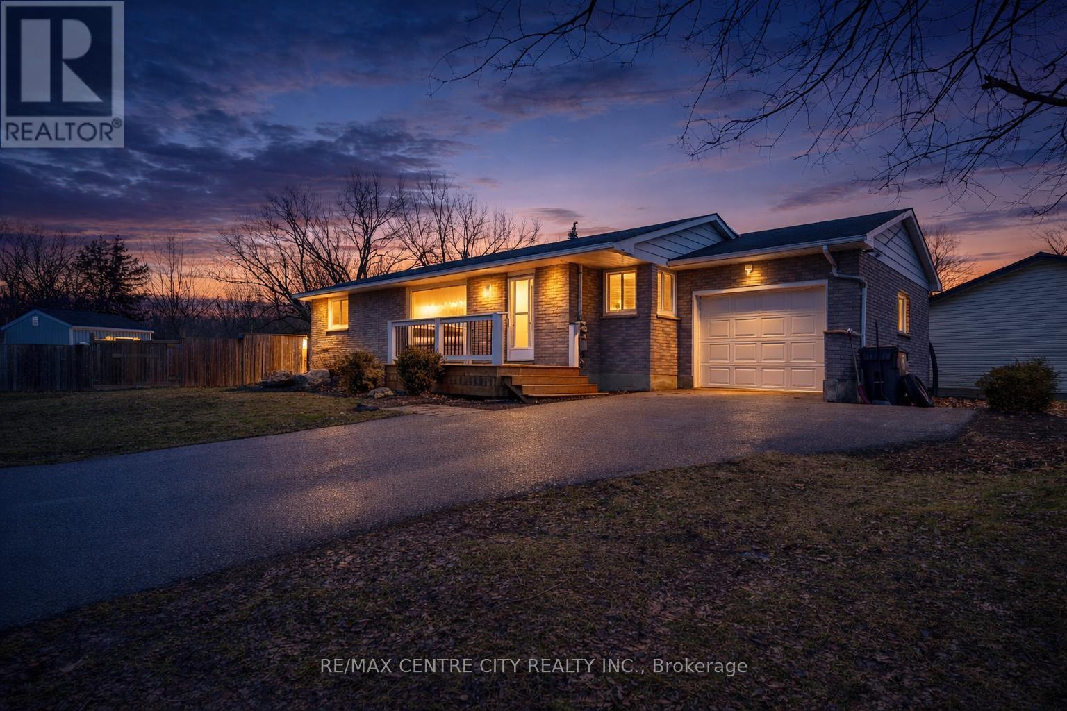 42606 Johnathon Street, Central Elgin (Union), ON - Outdoor