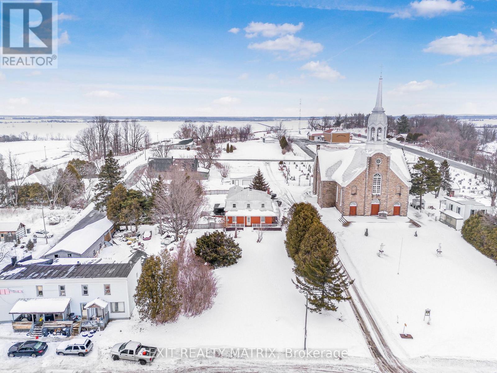 729 County Rd 18 Road, Hawkesbury, ON - Outdoor With View