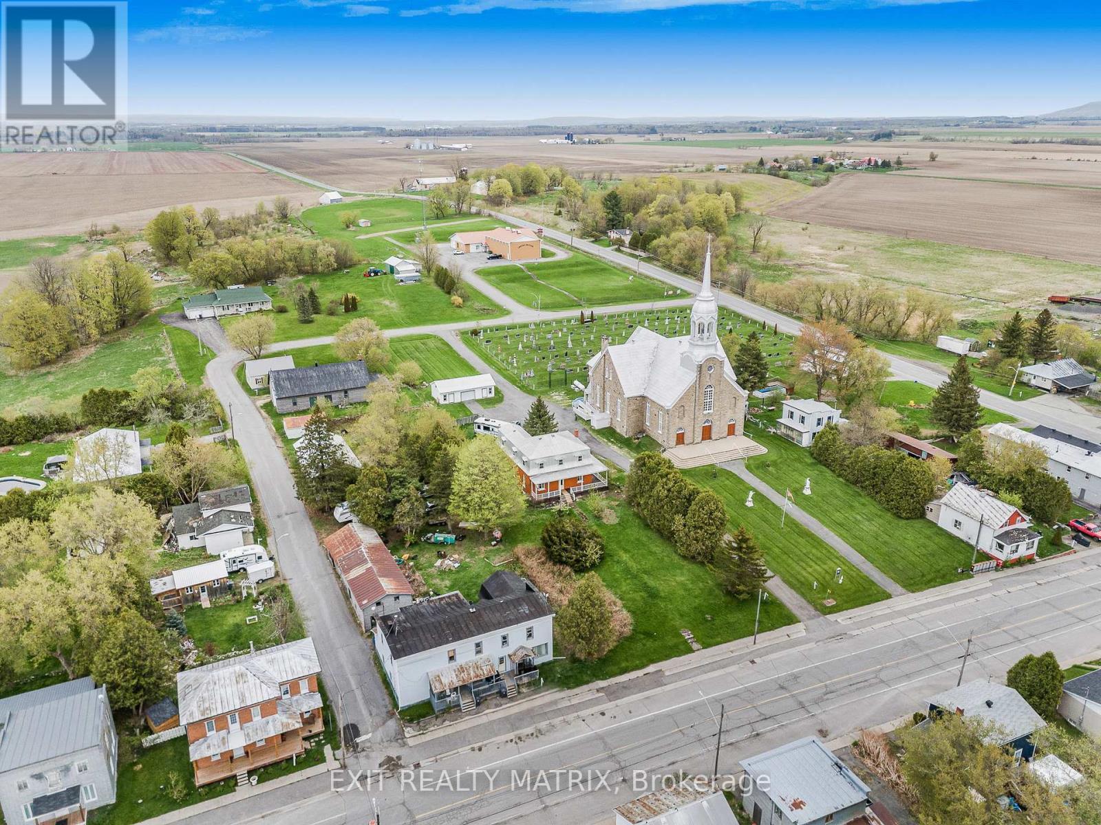 729 County Rd 18 Road, Hawkesbury, ON - Outdoor With View