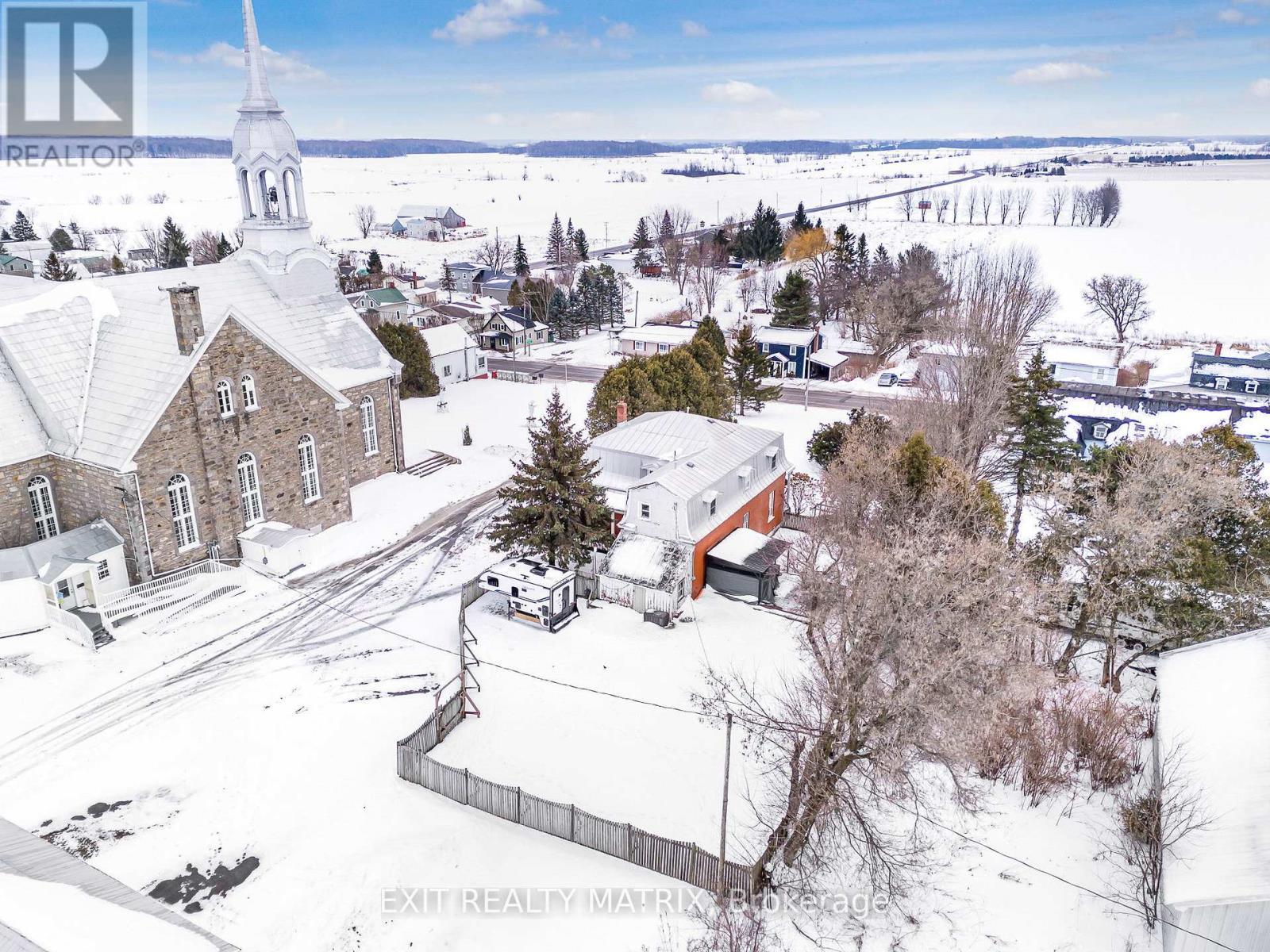 729 County Rd 18 Road, Hawkesbury, ON - Outdoor With View