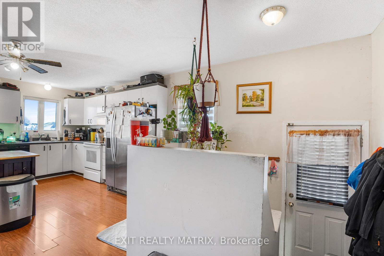 993 Jacynthe Street, Hawkesbury, ON - Indoor Photo Showing Kitchen