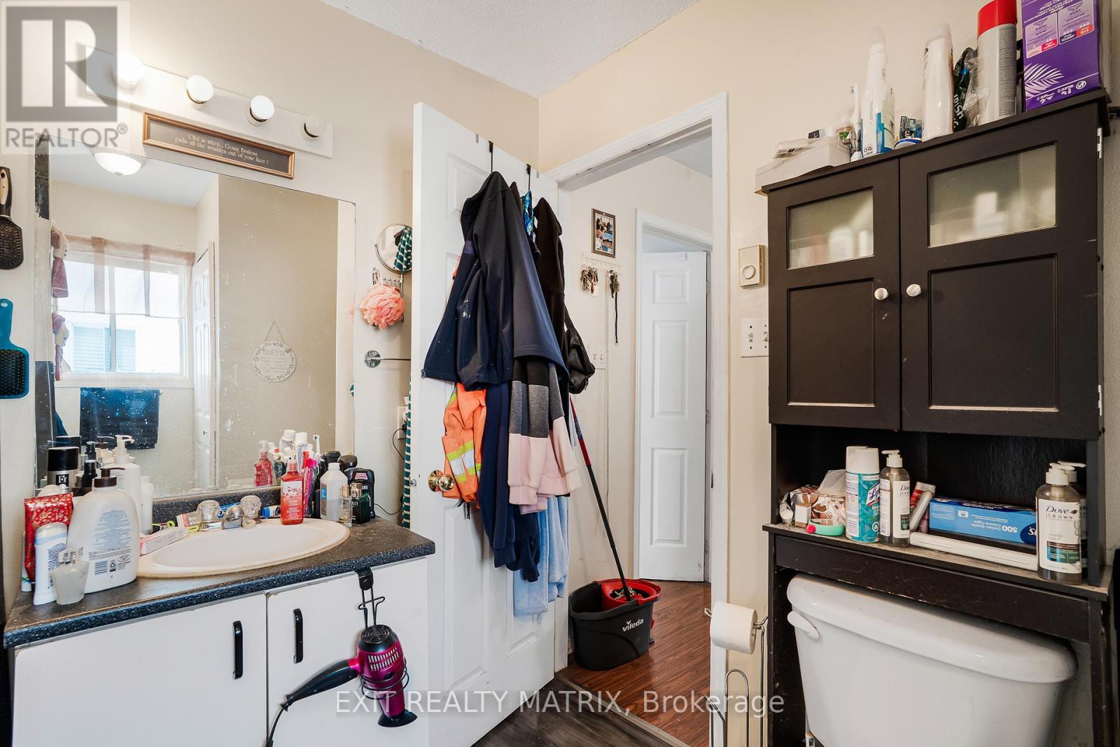 993 Jacynthe Street, Hawkesbury, ON - Indoor Photo Showing Bathroom