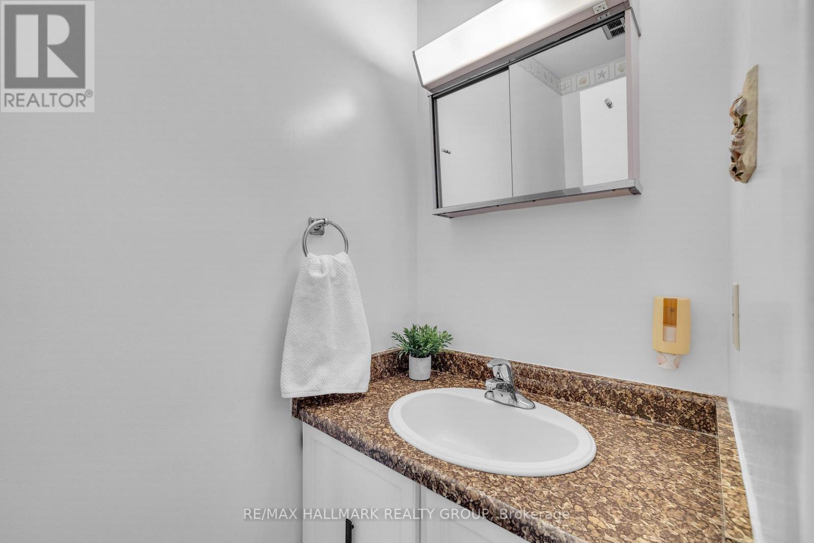 3407 Mccarthy Road, Ottawa, ON