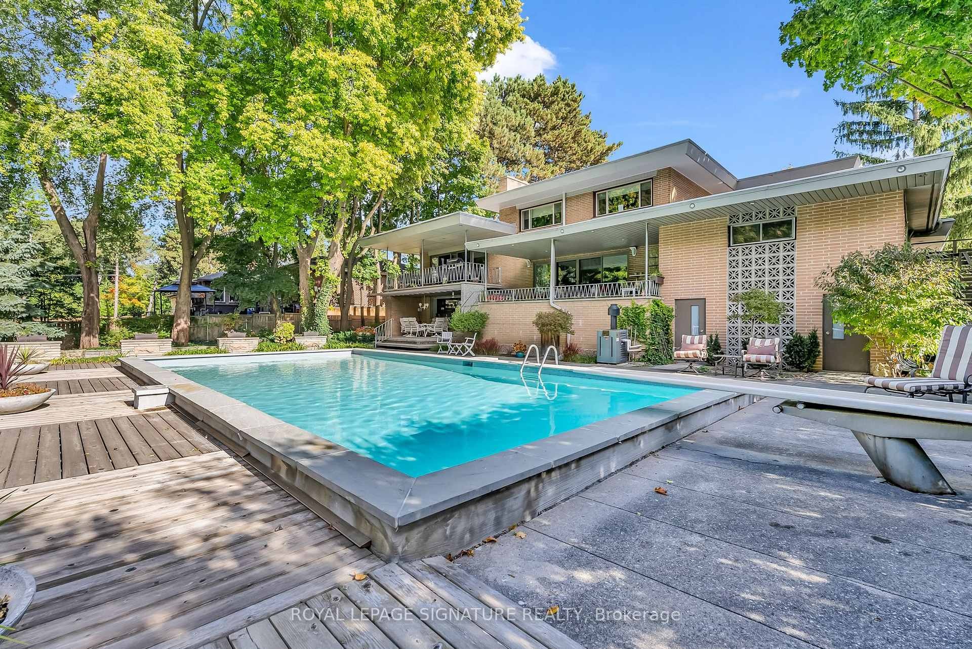 8 Silverdale Crescent, Toronto, ON - Outdoor With In Ground Pool With Deck Patio Veranda