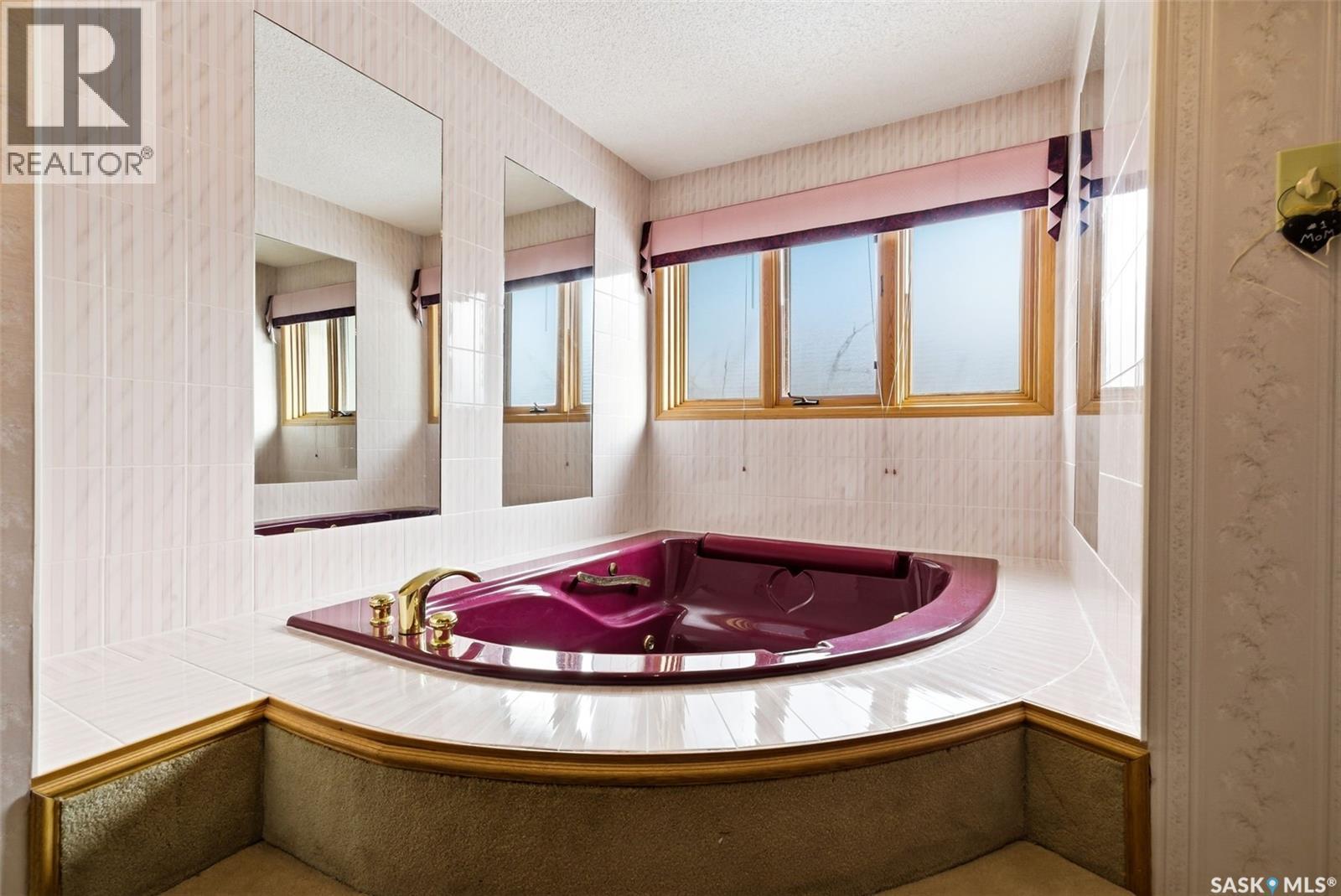 250 Prospect Crescent, Lumsden, SK - Indoor Photo Showing Other Room