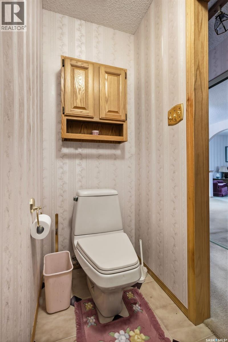 250 Prospect Crescent, Lumsden, SK - Indoor Photo Showing Bathroom