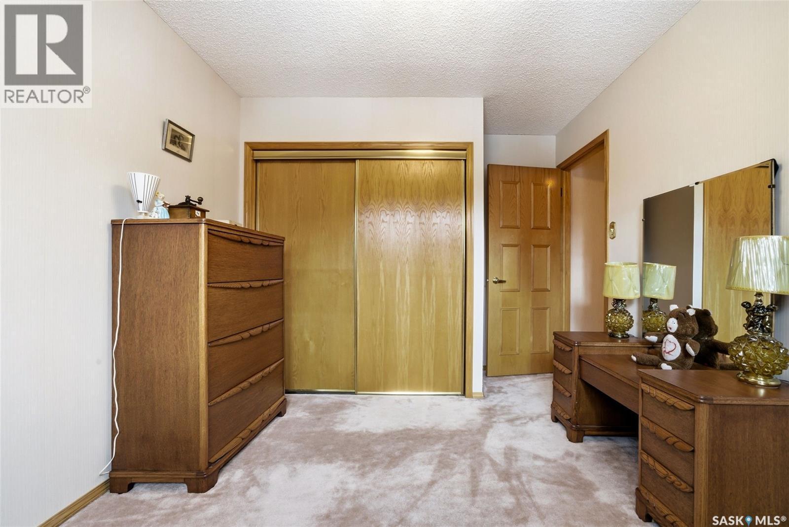 250 Prospect Crescent, Lumsden, SK - Indoor