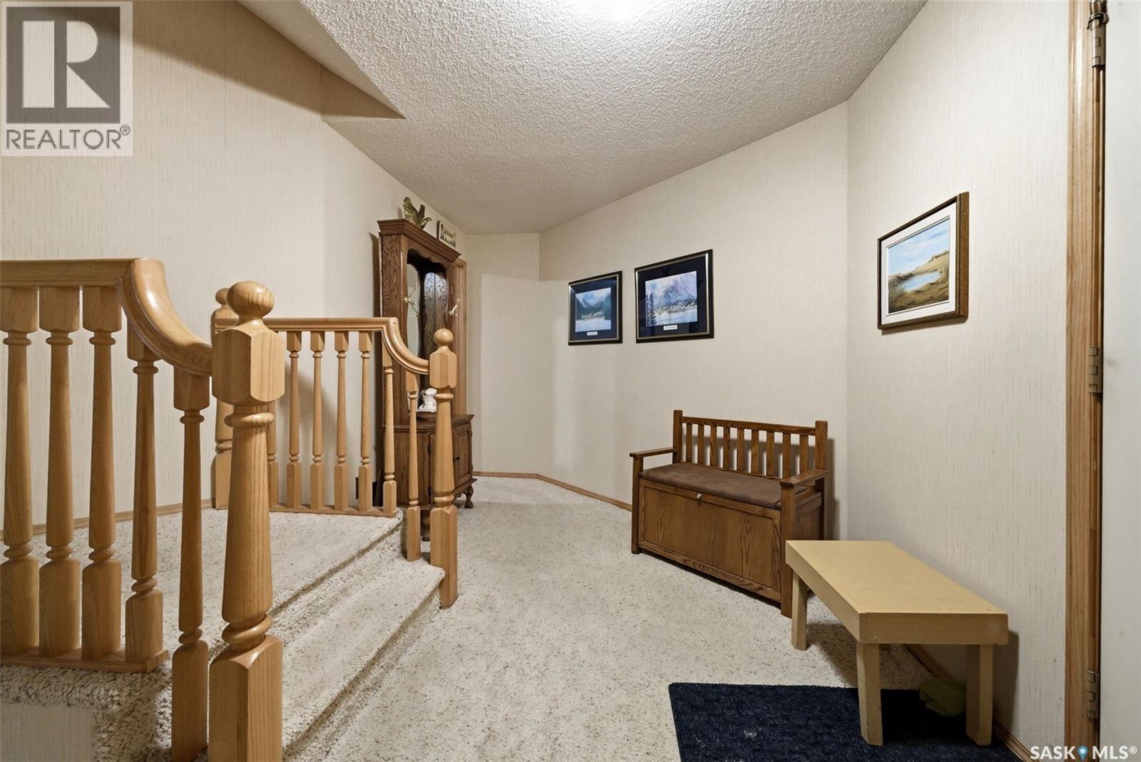 250 Prospect Crescent, Lumsden, SK - Indoor Photo Showing Other Room