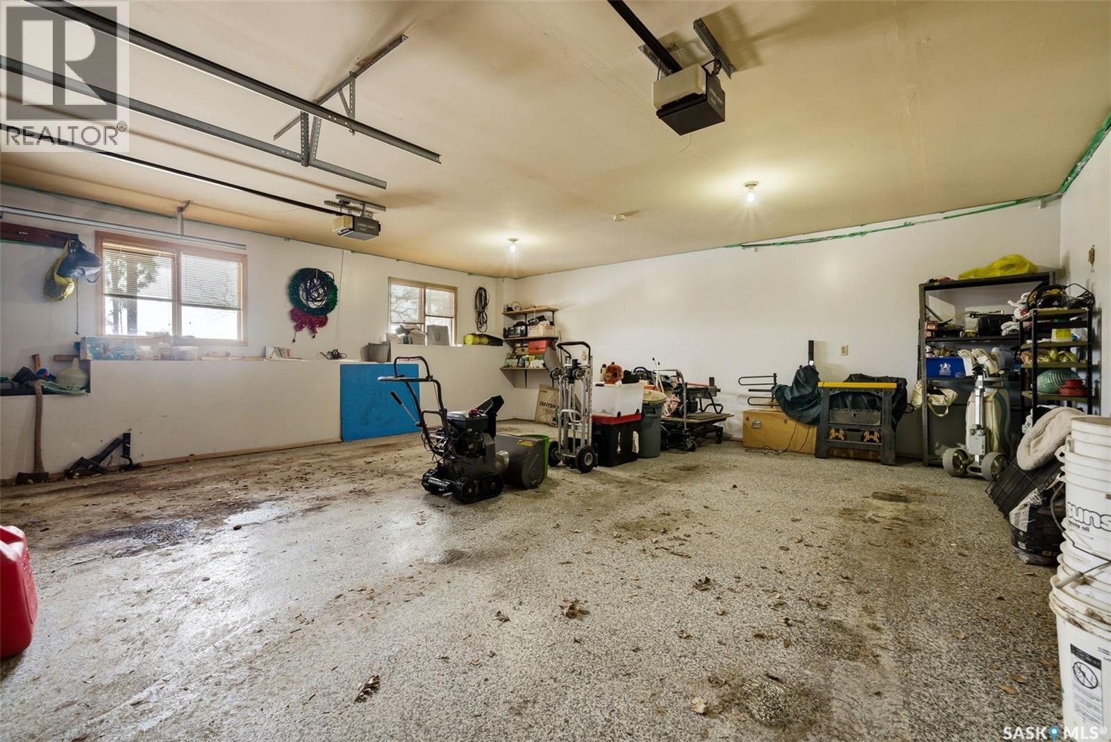 250 Prospect Crescent, Lumsden, SK - Indoor Photo Showing Garage