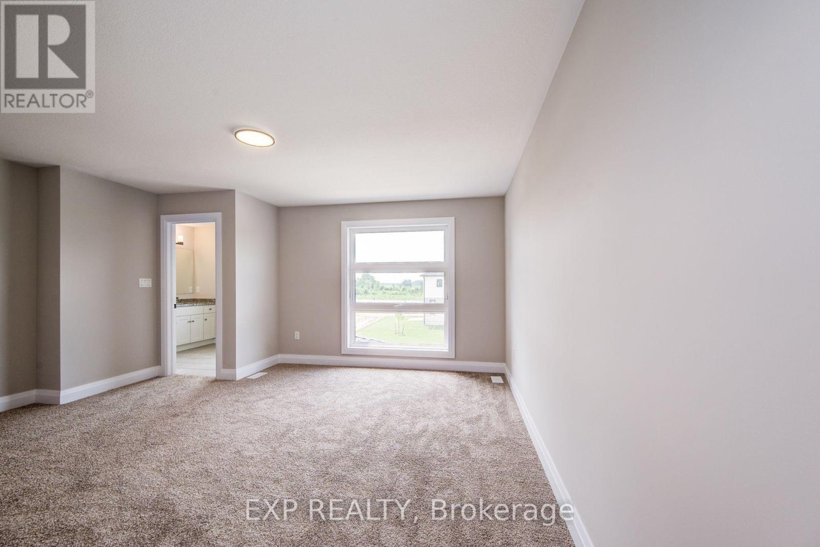 102 Thackeray Way, Minto, ON - Indoor Photo Showing Other Room