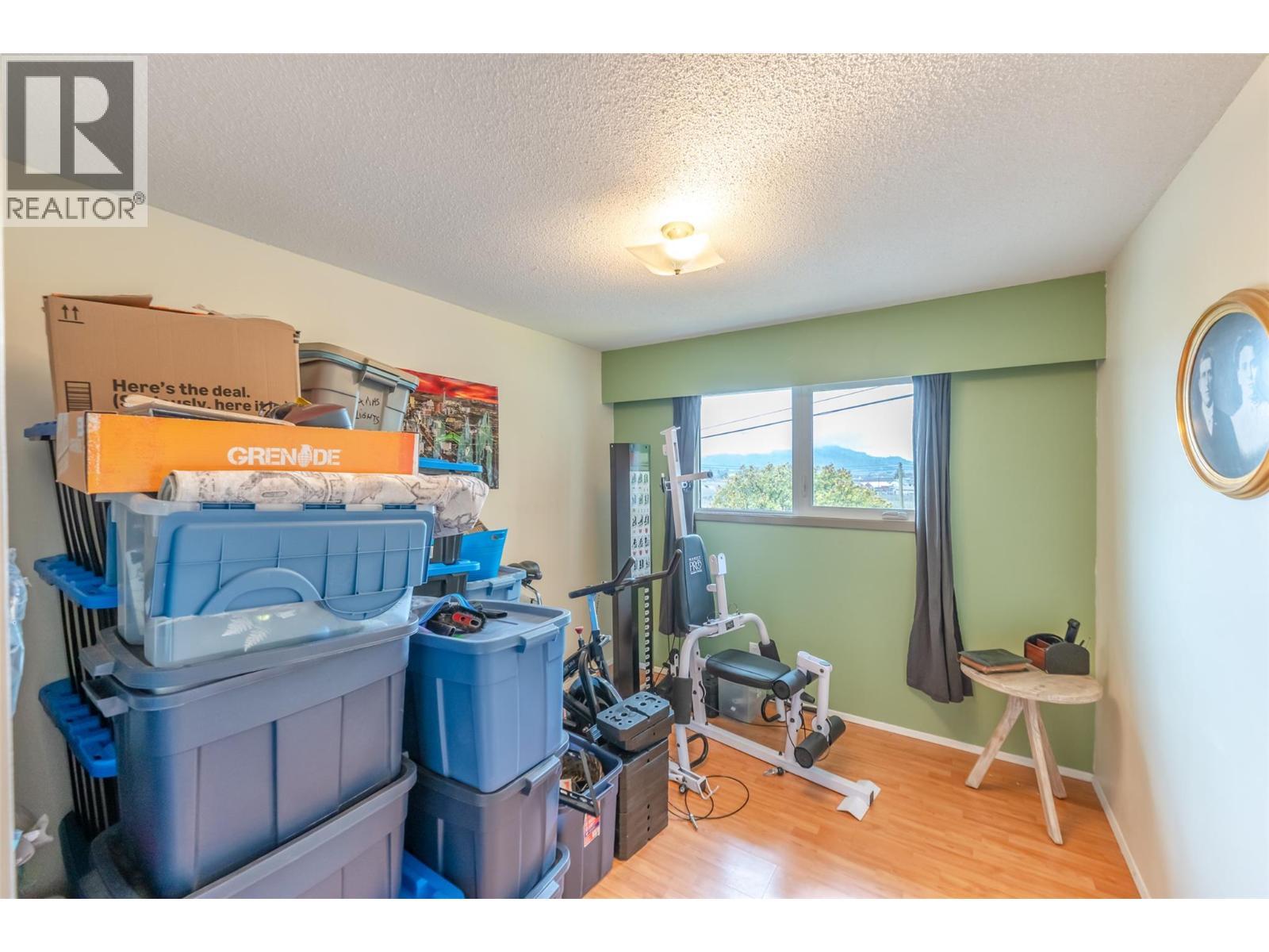 1418 Fairview Road, Oliver, BC - Indoor